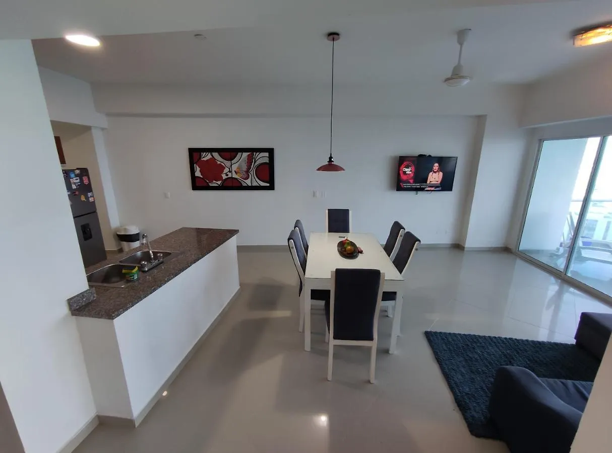 Torre Del Lago Apartment Cartagena